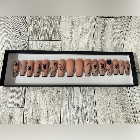 Playboy bunny nail art / long coffin nails - Picture 2 of 3